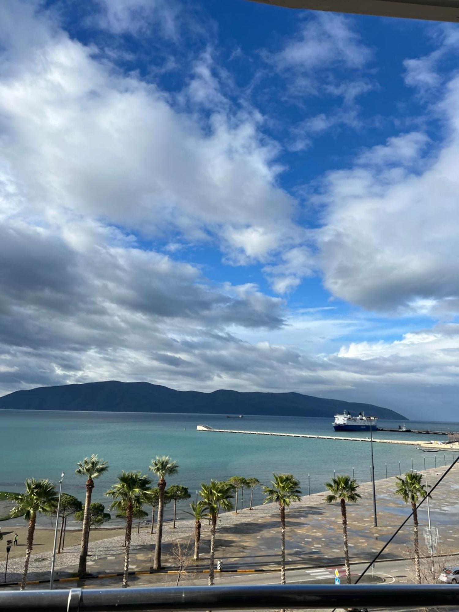 Ledi Seaview Vlorë